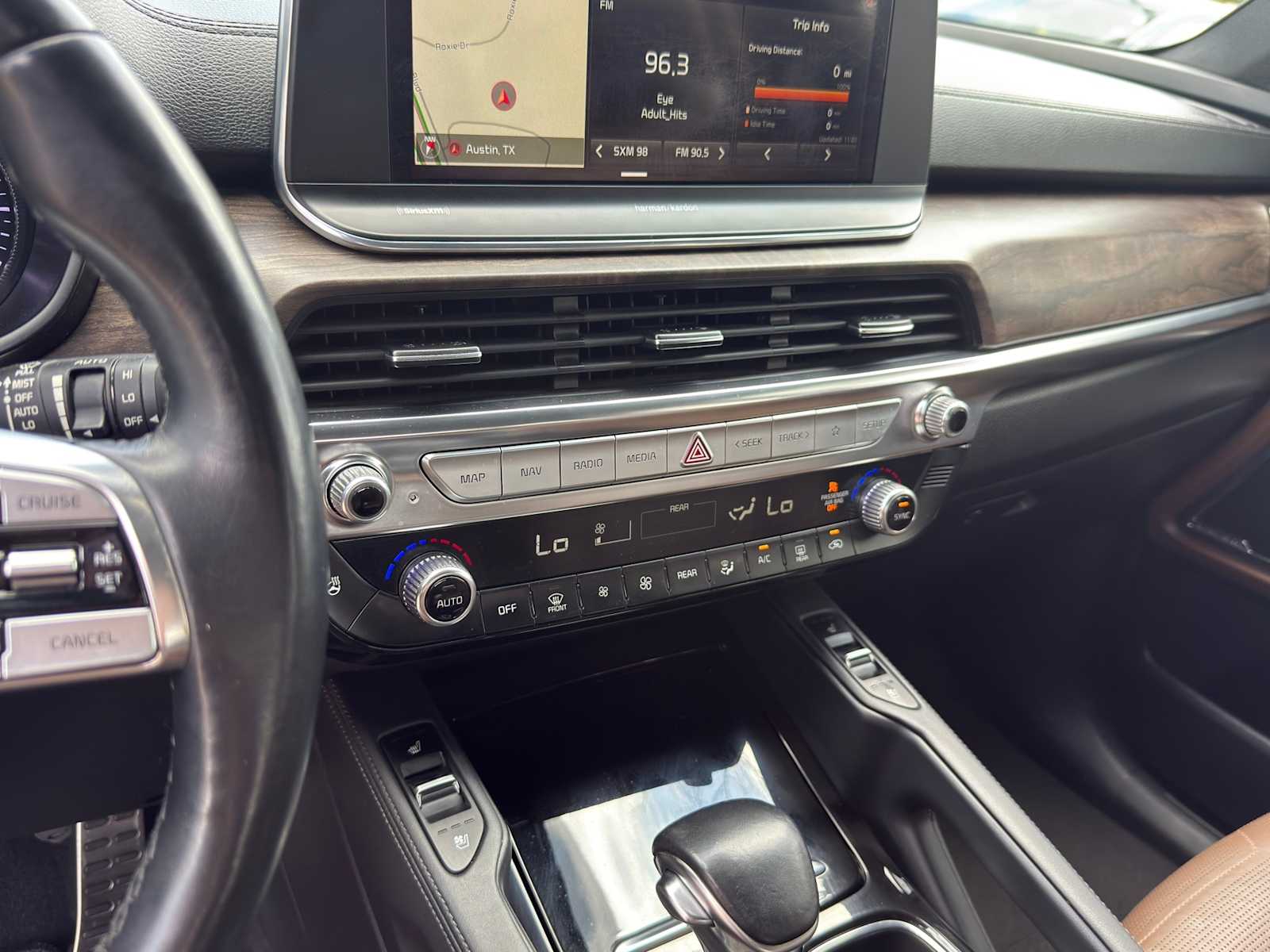 Thumbnail: 2020 Kia Telluride - 12