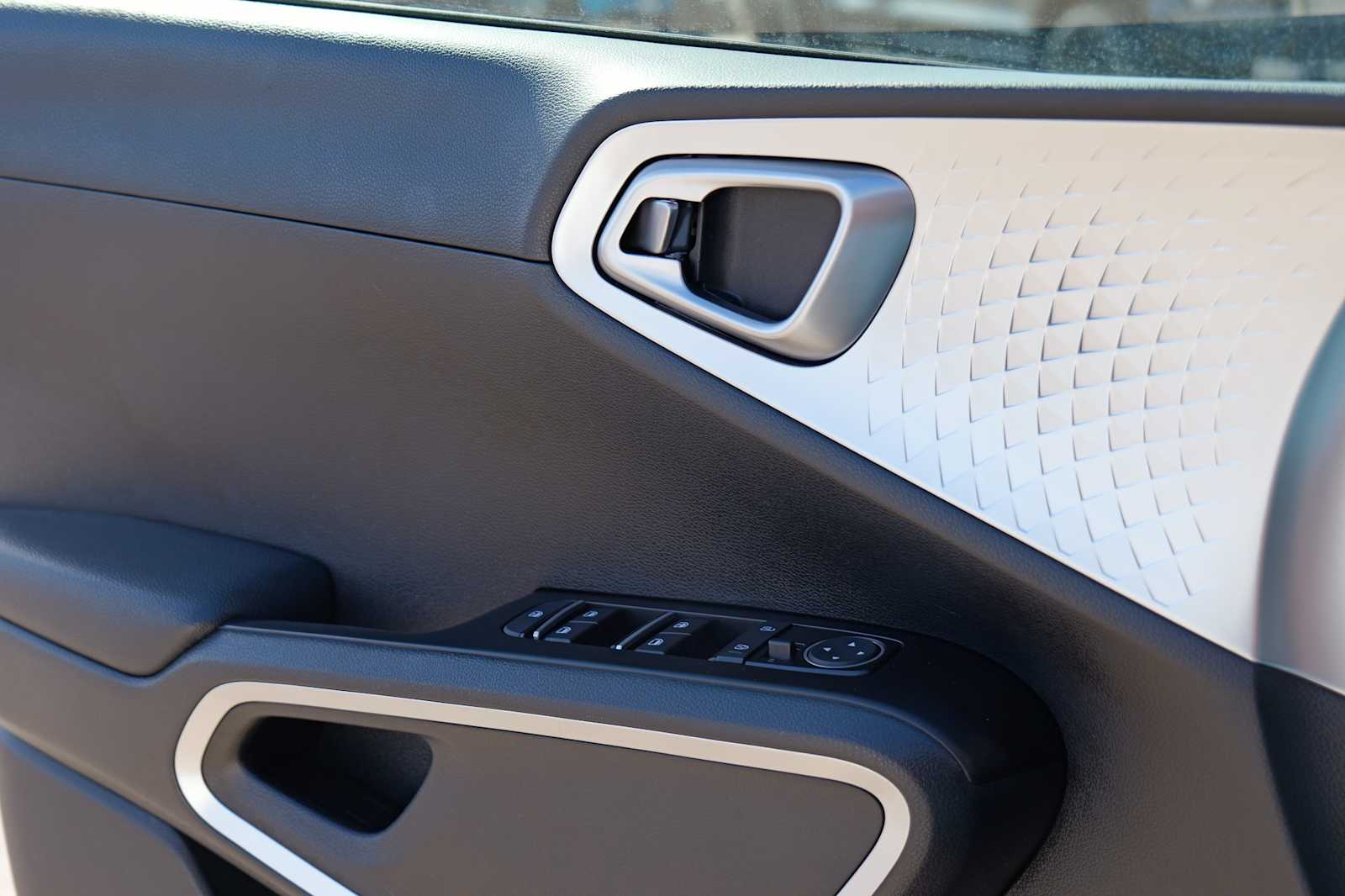 Thumbnail: 2024 Kia Soul - 21