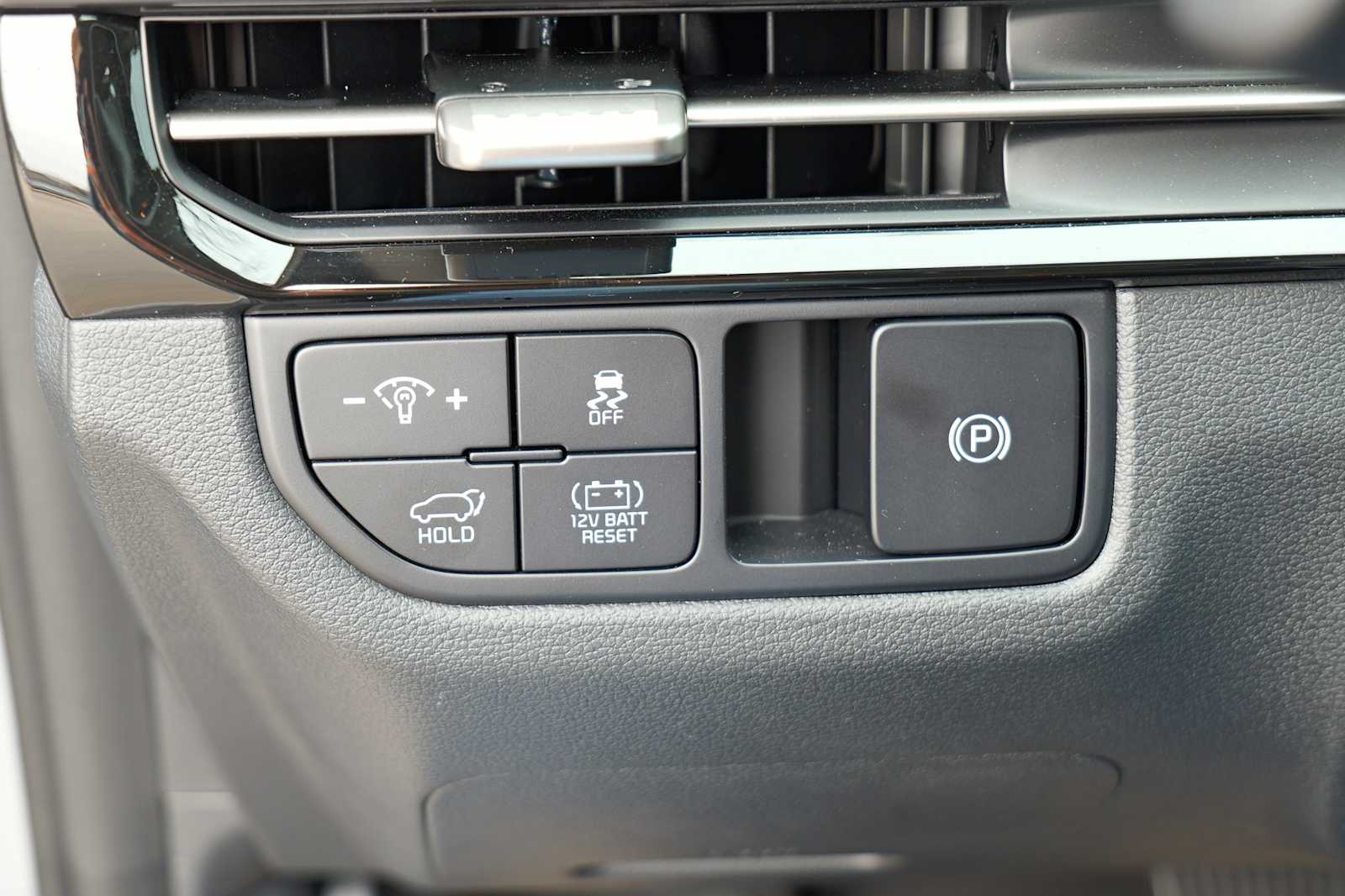 Thumbnail: 2026 Kia Sportage - 19