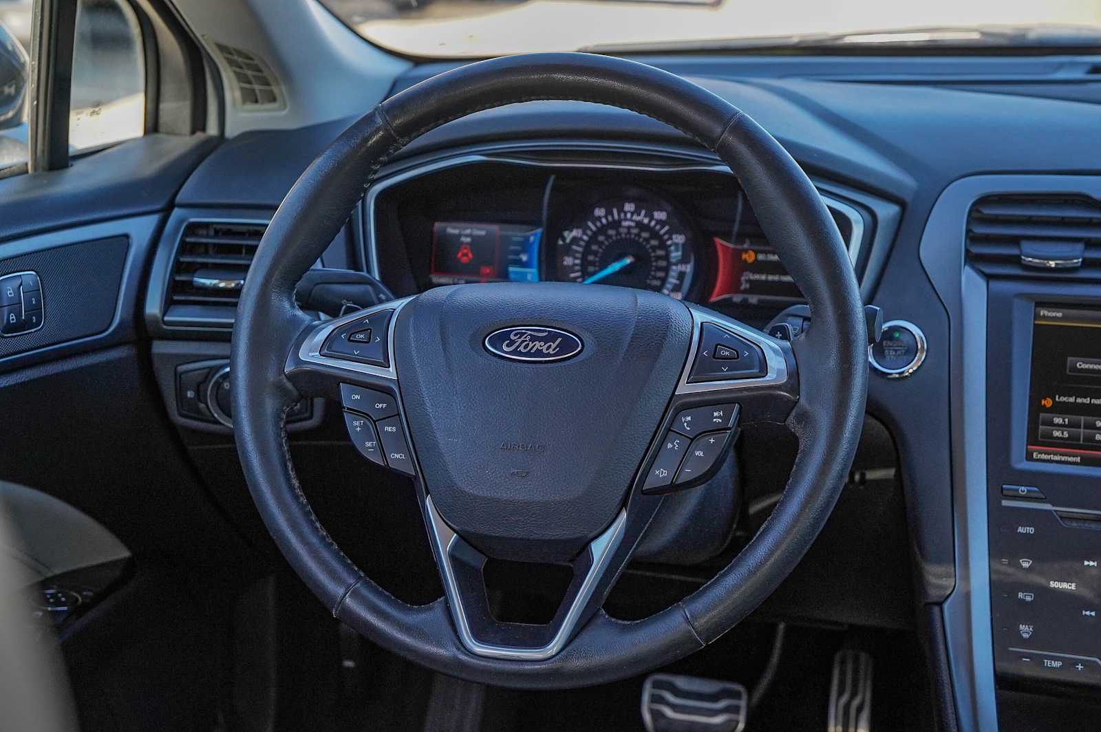 Thumbnail: 2014 Ford Fusion - 26