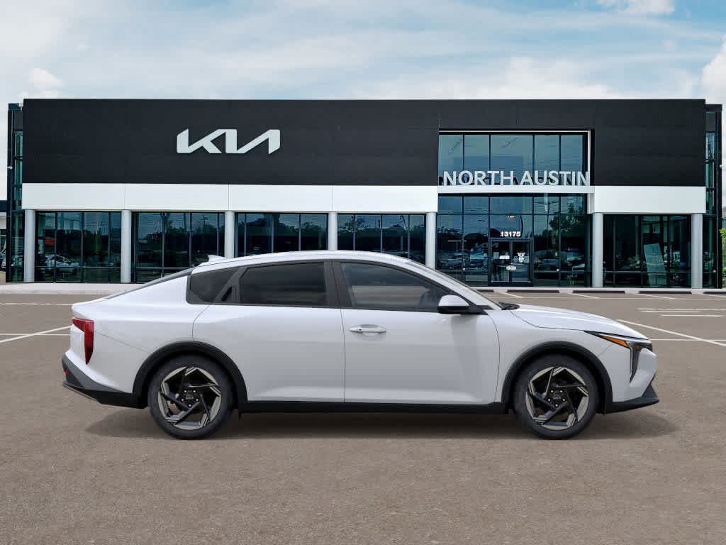 Thumbnail: 2025 Kia K4 - 7