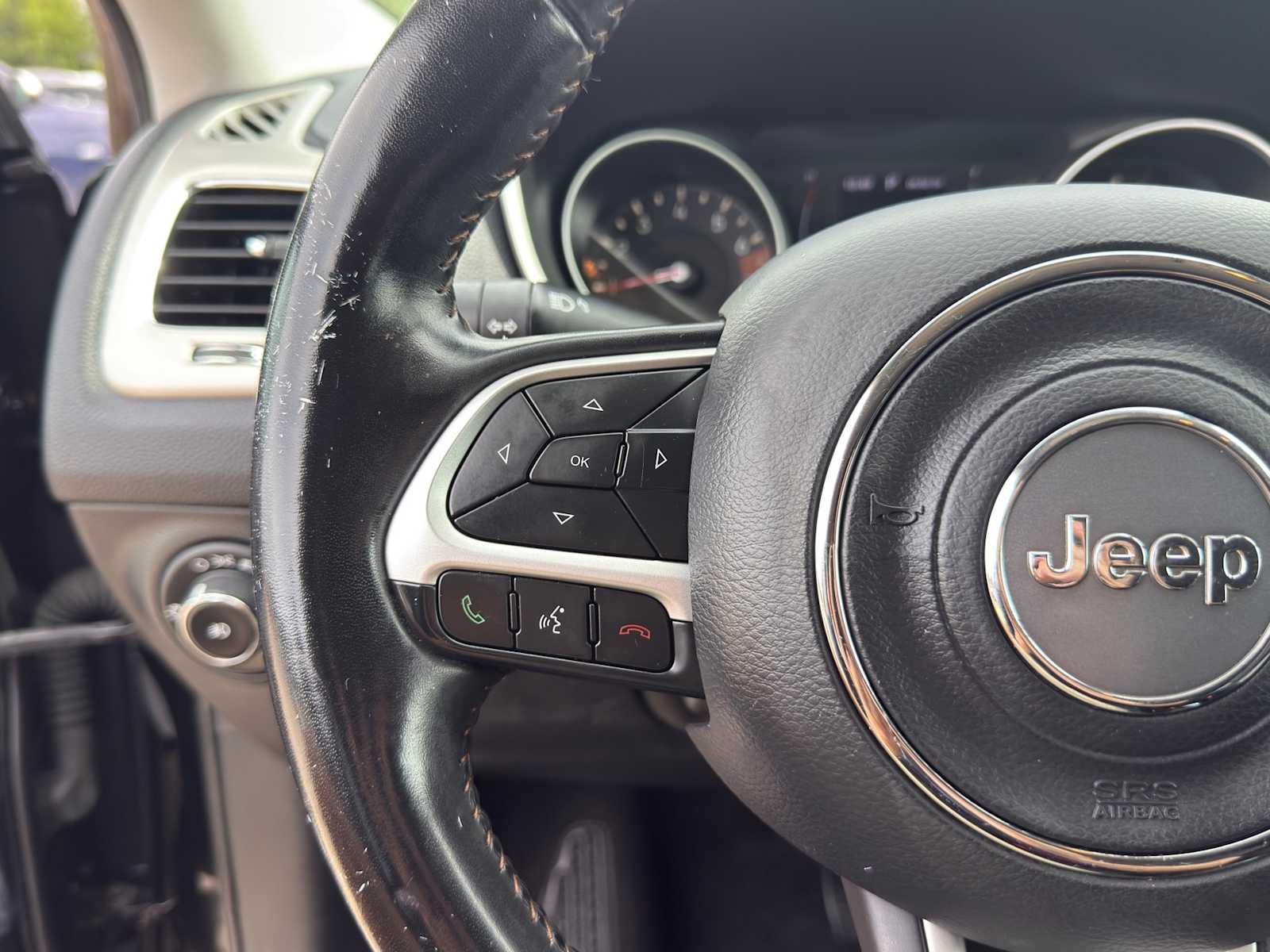 Thumbnail: 2019 Jeep Compass - 19