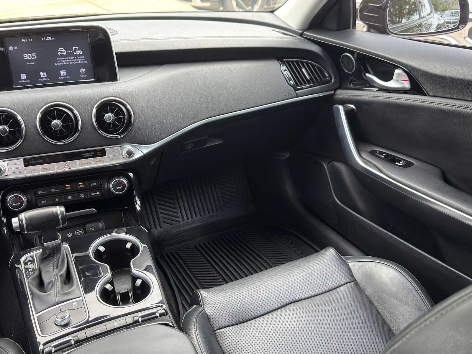 Thumbnail: 2019 Kia Stinger - 20