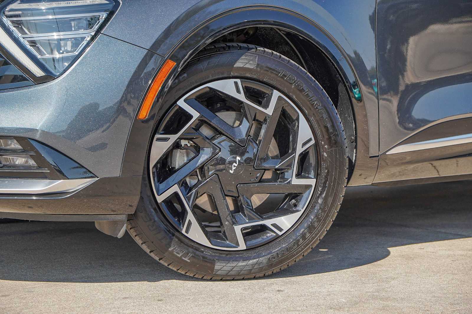 Thumbnail: 2023 Kia Sportage - 2