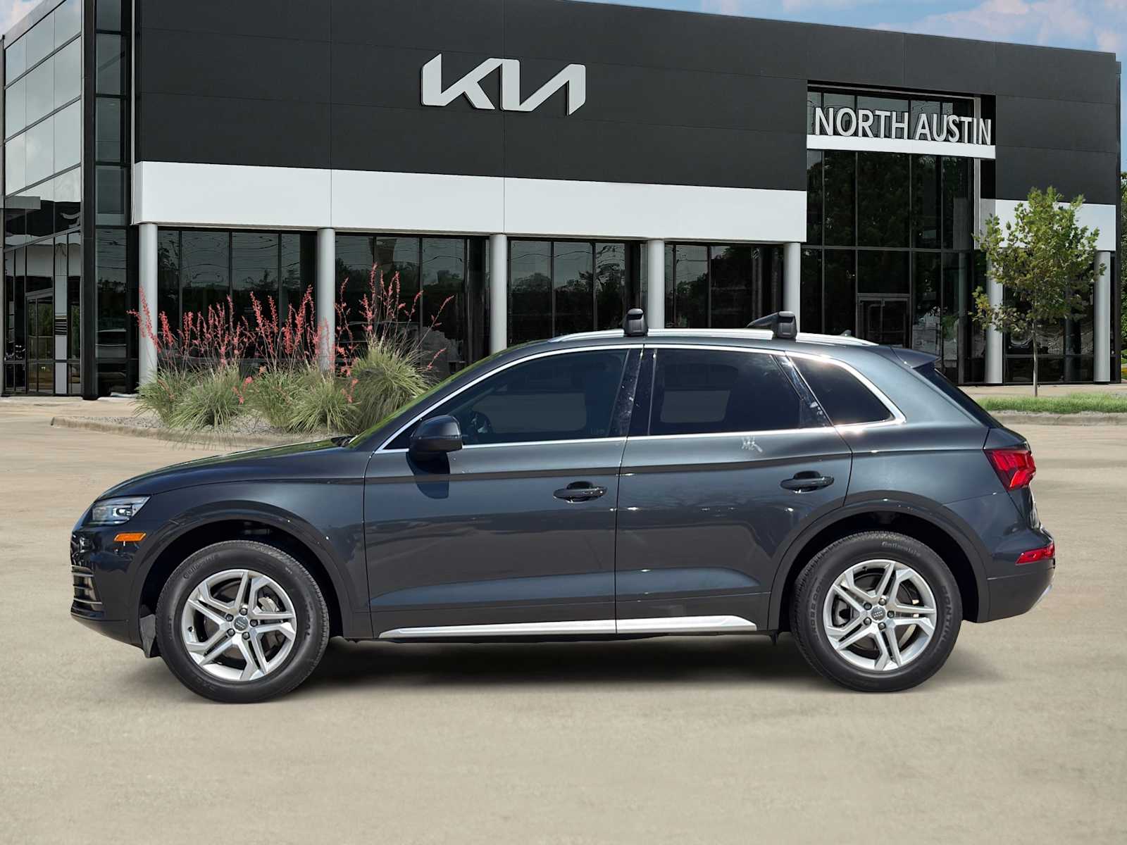 Thumbnail: 2019 Audi Q5 - 8