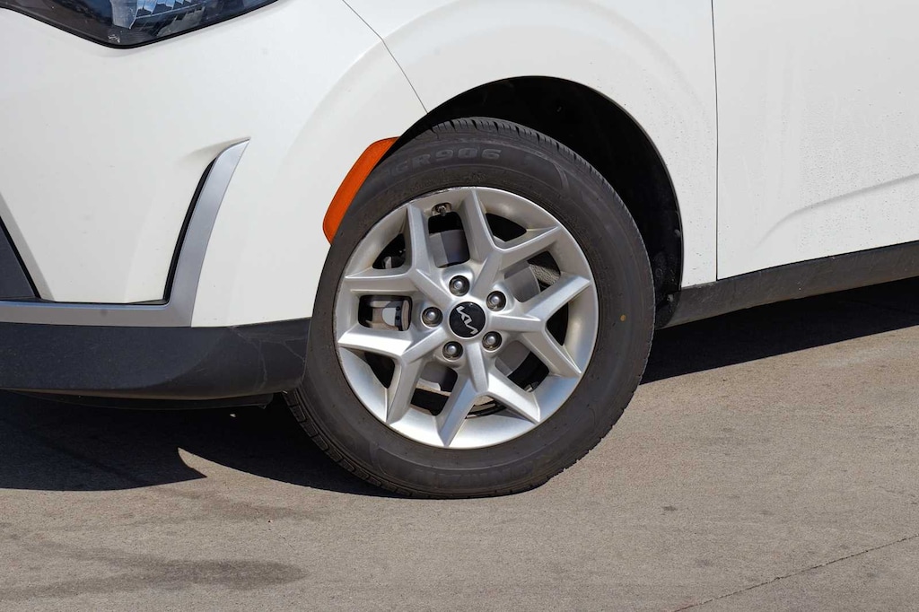 Certified 2024 Kia Soul LX Hatchback