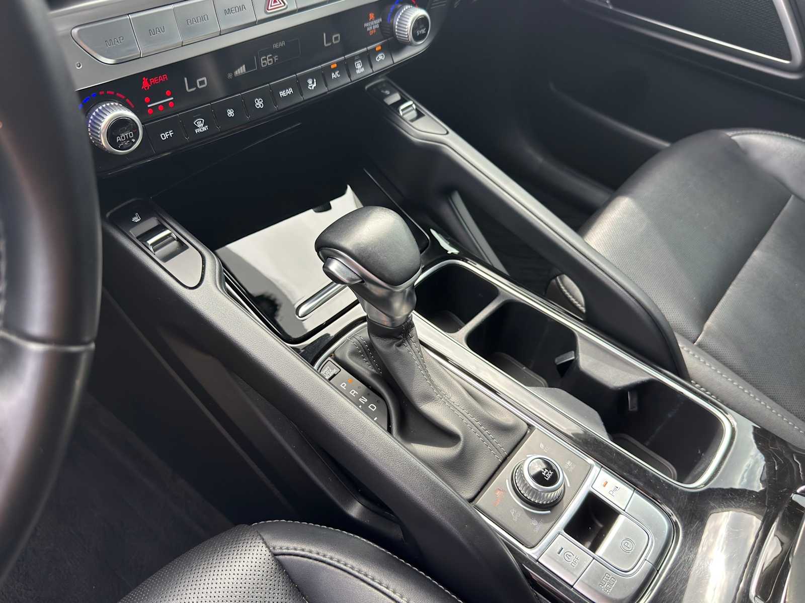 Thumbnail: 2023 Kia Telluride - 11