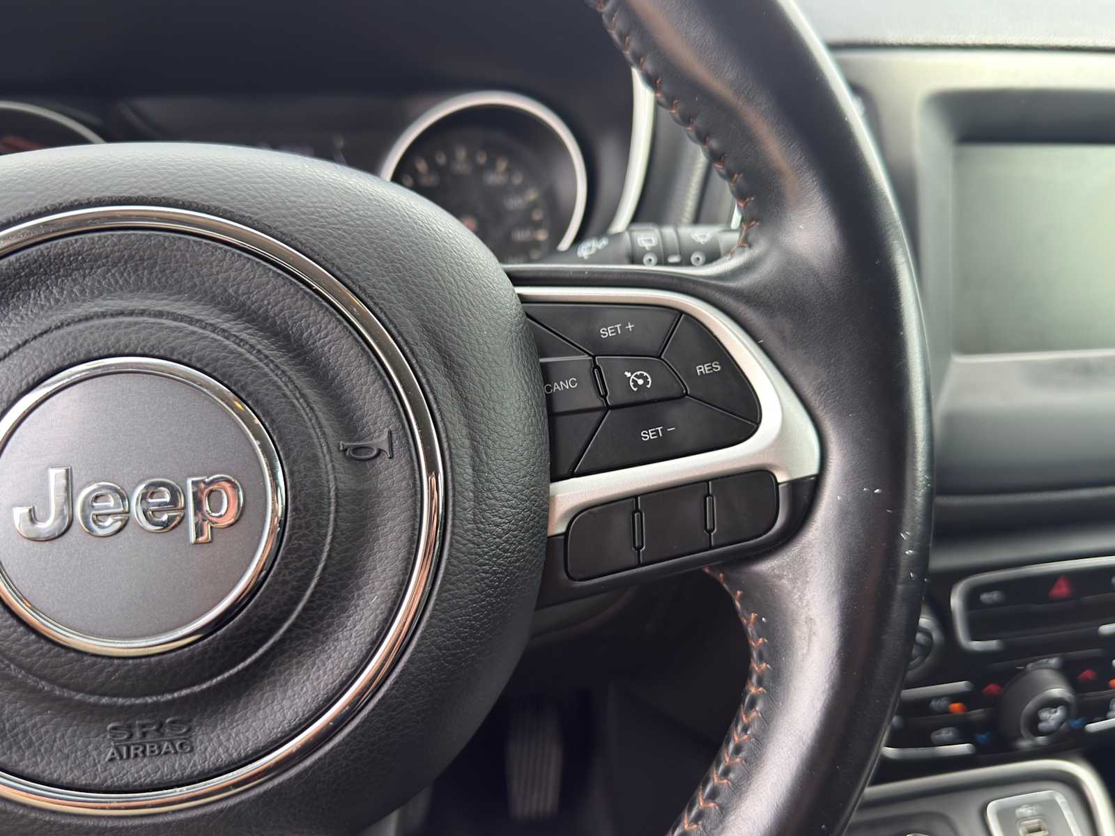 Thumbnail: 2019 Jeep Compass - 18