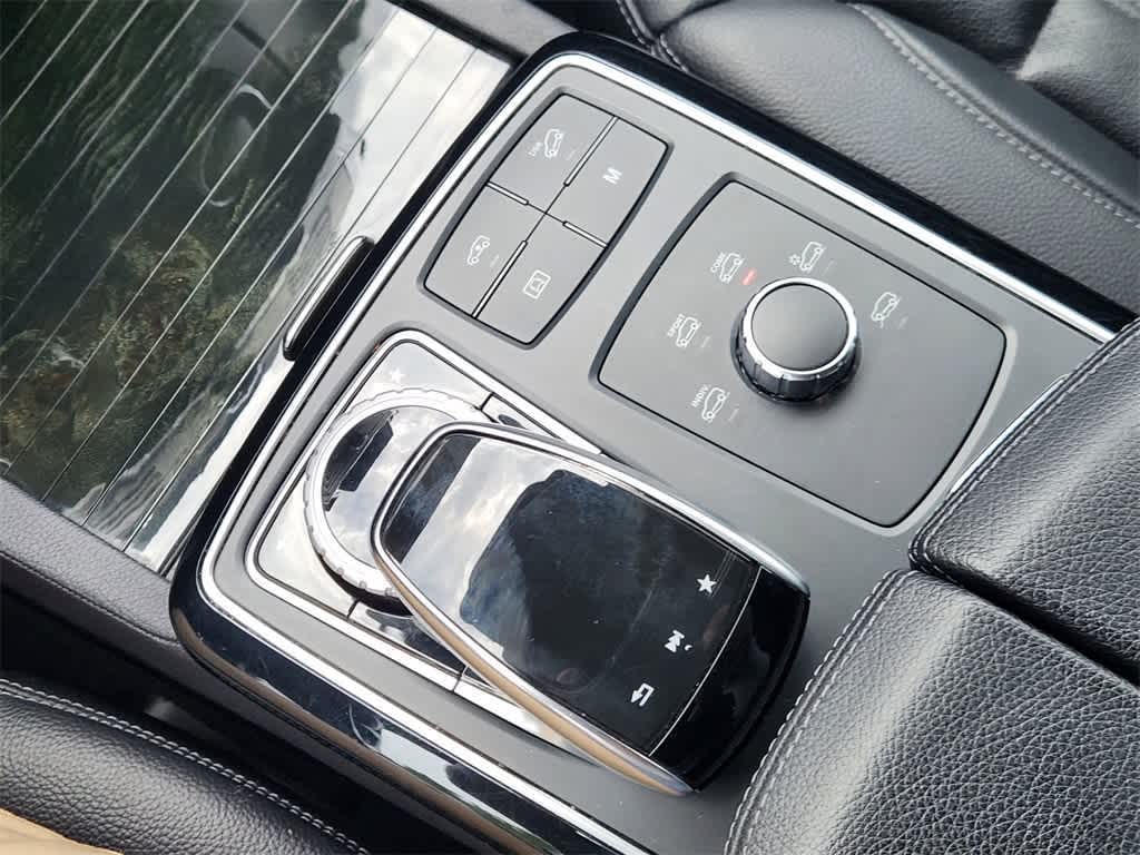 Thumbnail: 2018 Mercedes-Benz GLS - 19