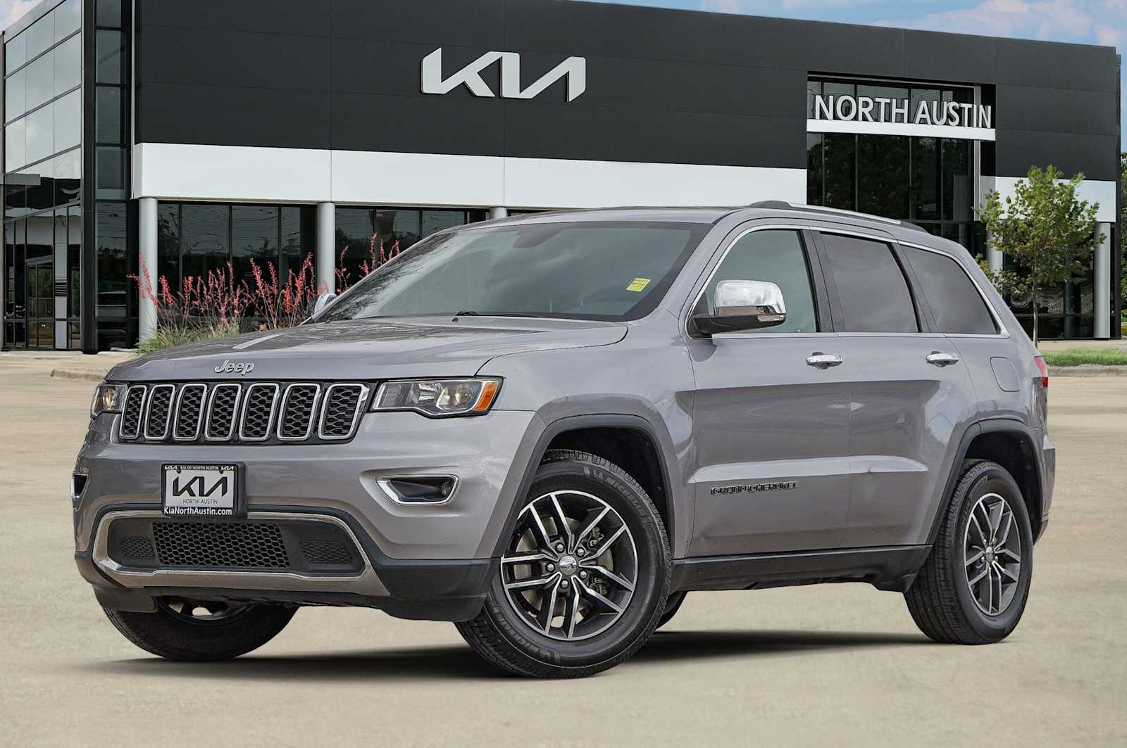 Thumbnail: 2018 Jeep Grand Cherokee - 1