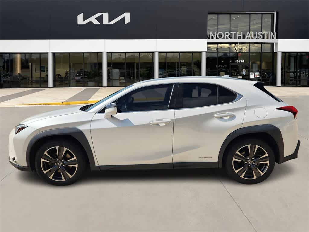 Thumbnail: 2020 Lexus UX - 4