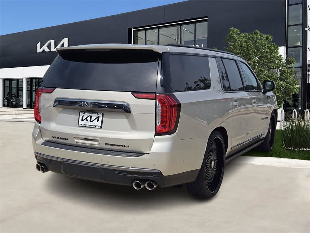 Thumbnail: 2023 GMC Yukon XL - 6