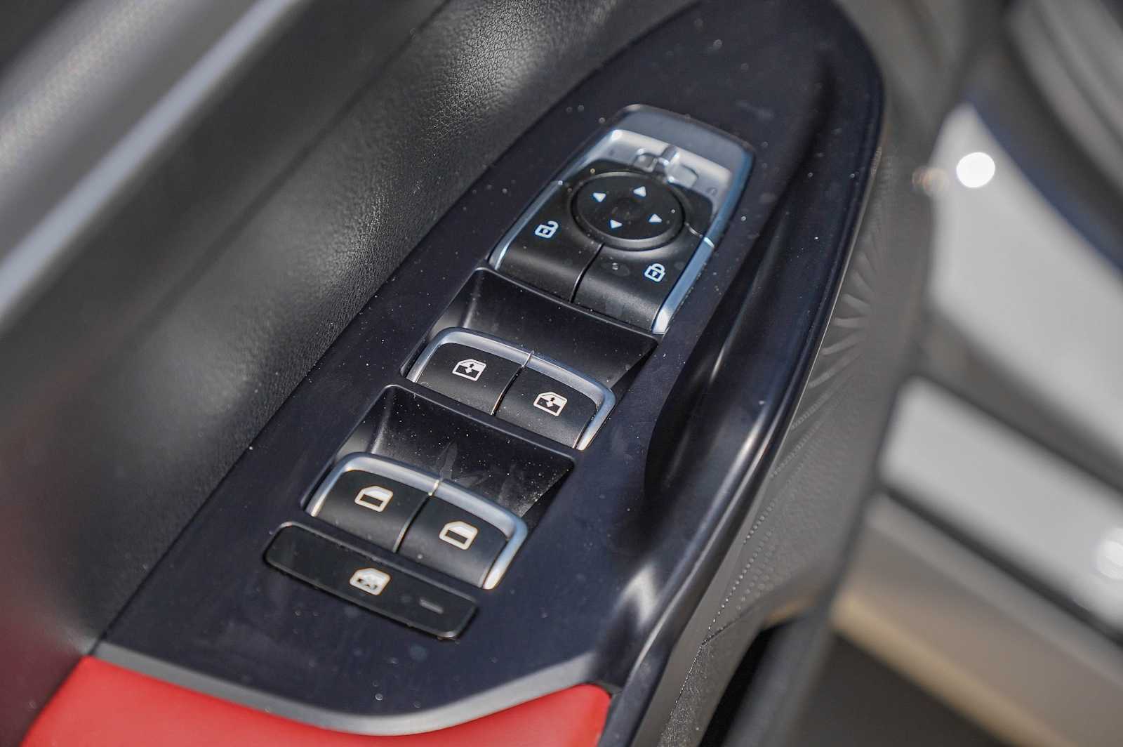 Thumbnail: 2023 Kia K5 - 25