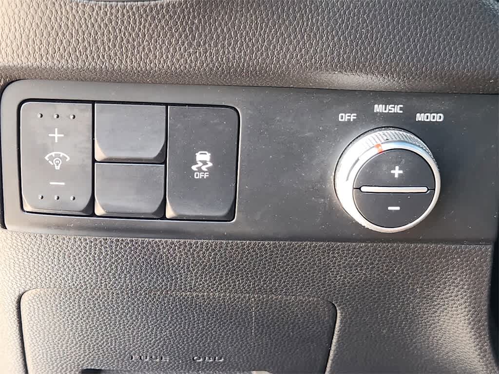 Thumbnail: 2014 Kia Soul - 20