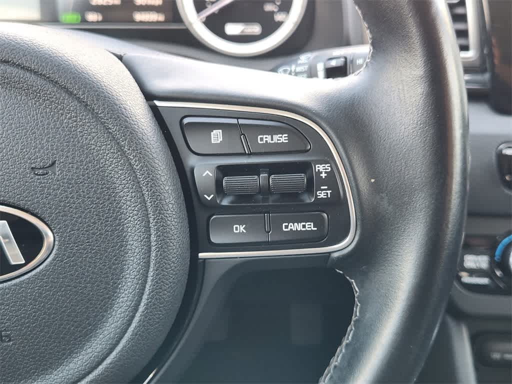 Thumbnail: 2019 Kia Niro - 28
