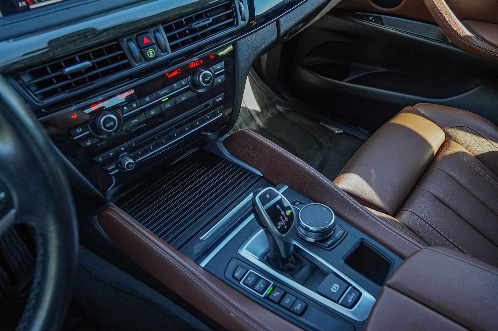 Thumbnail: 2019 BMW X6 - 18