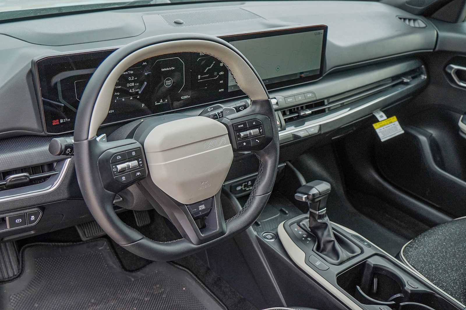 Thumbnail: 2025 Kia K4 - 9