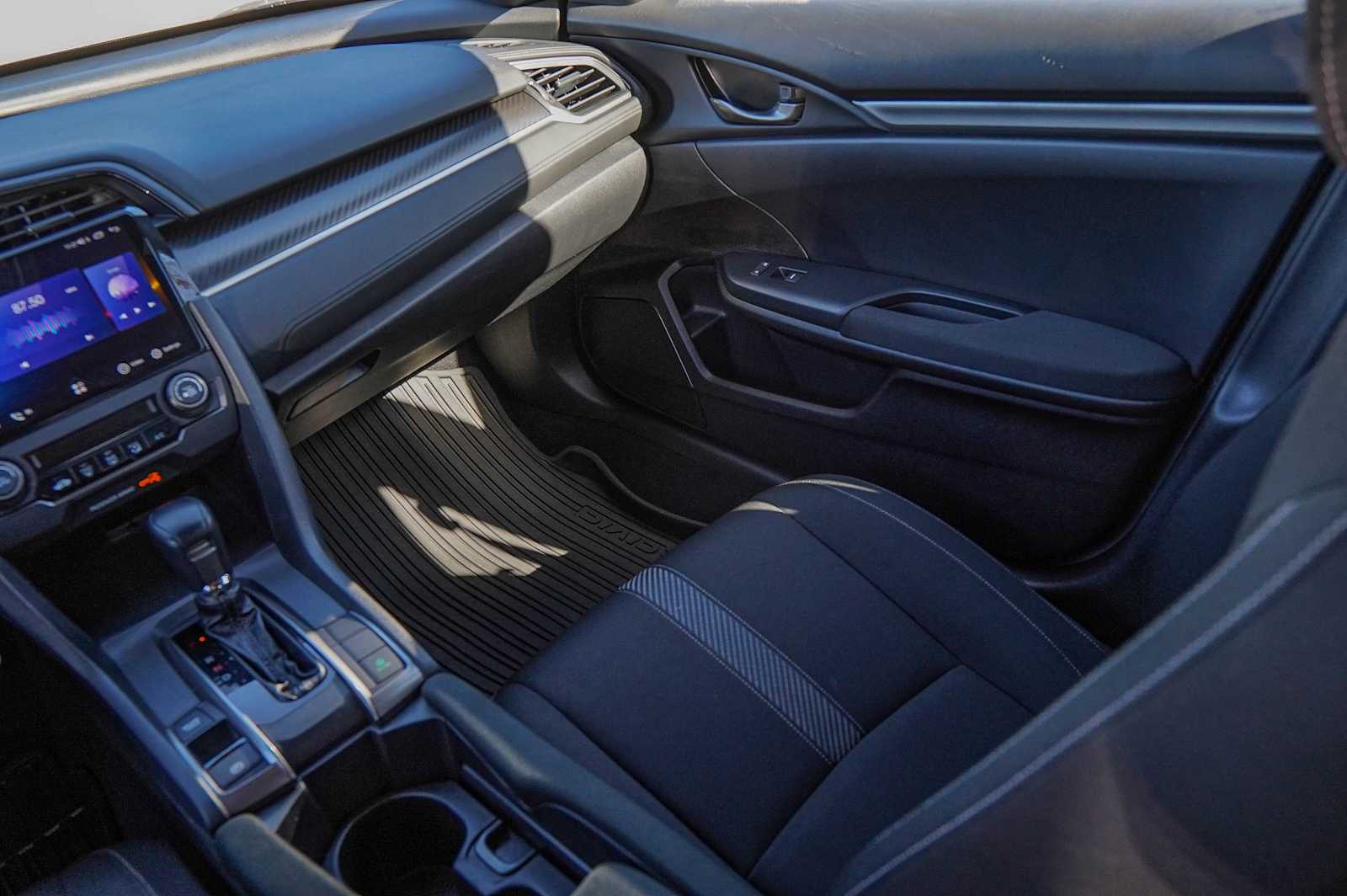 Thumbnail: 2018 Honda Civic - 26