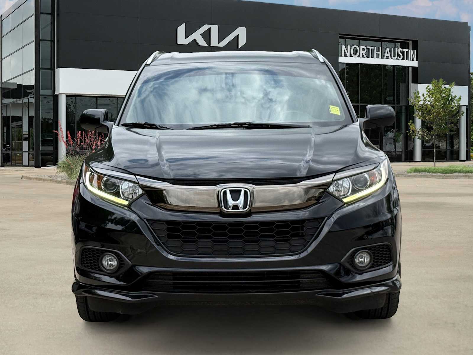 Thumbnail: 2022 Honda HR-V - 3