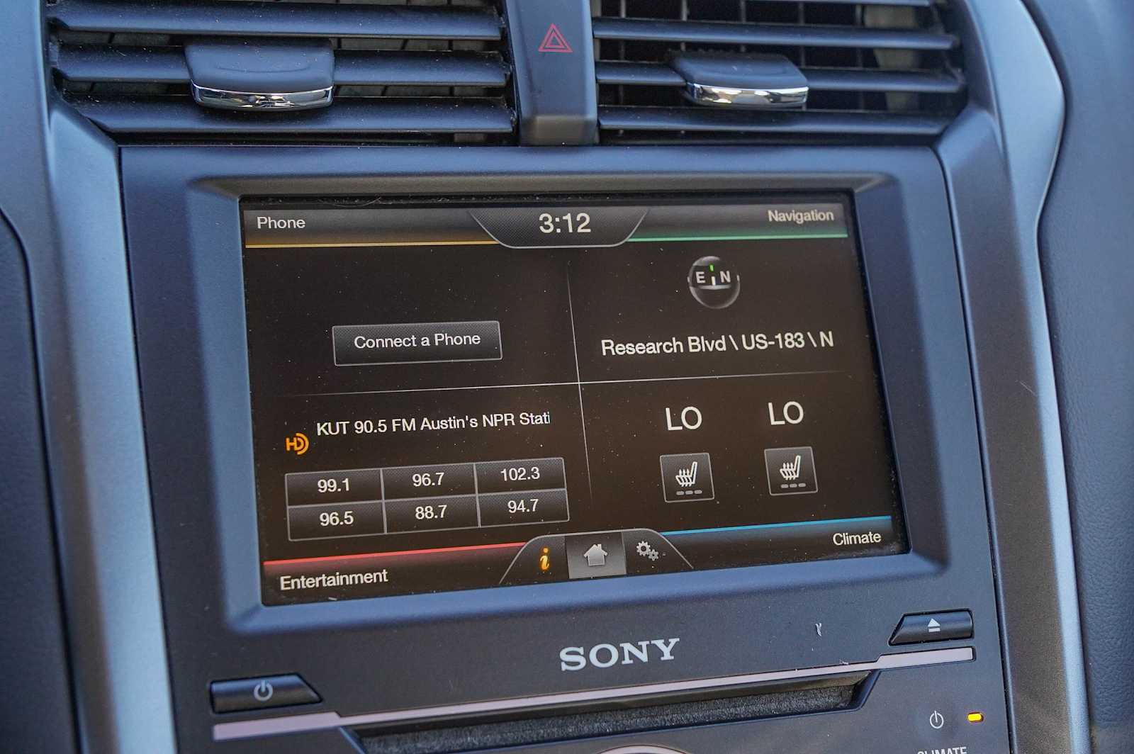 Thumbnail: 2014 Ford Fusion - 18