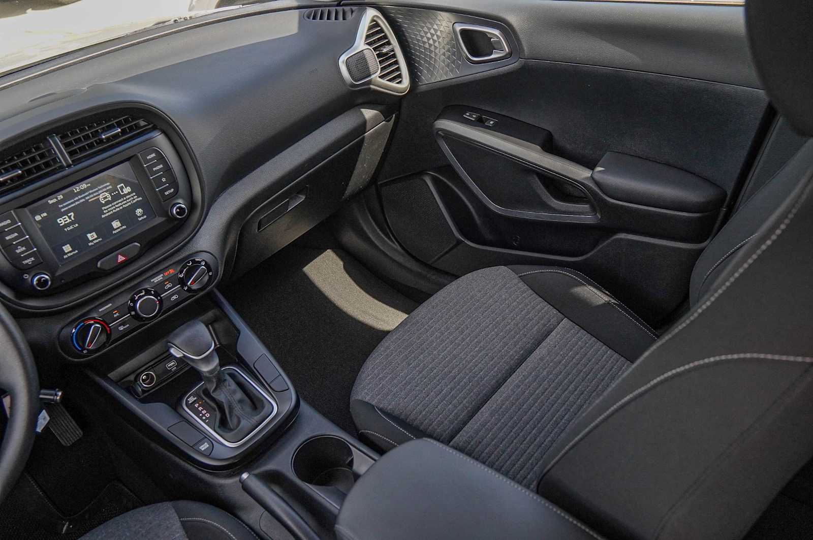 Thumbnail: 2021 Kia Soul - 27