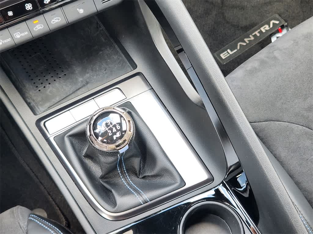 Thumbnail: 2023 Hyundai Elantra - 20