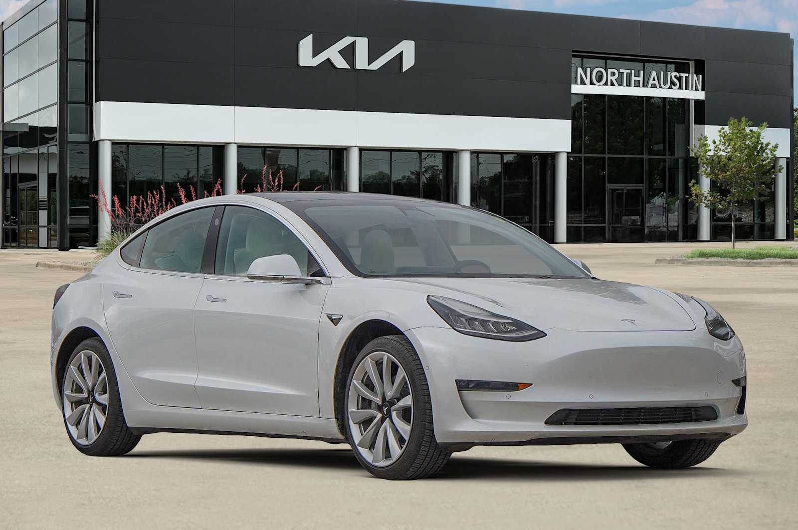 Thumbnail: 2020 Tesla Model 3 - 8