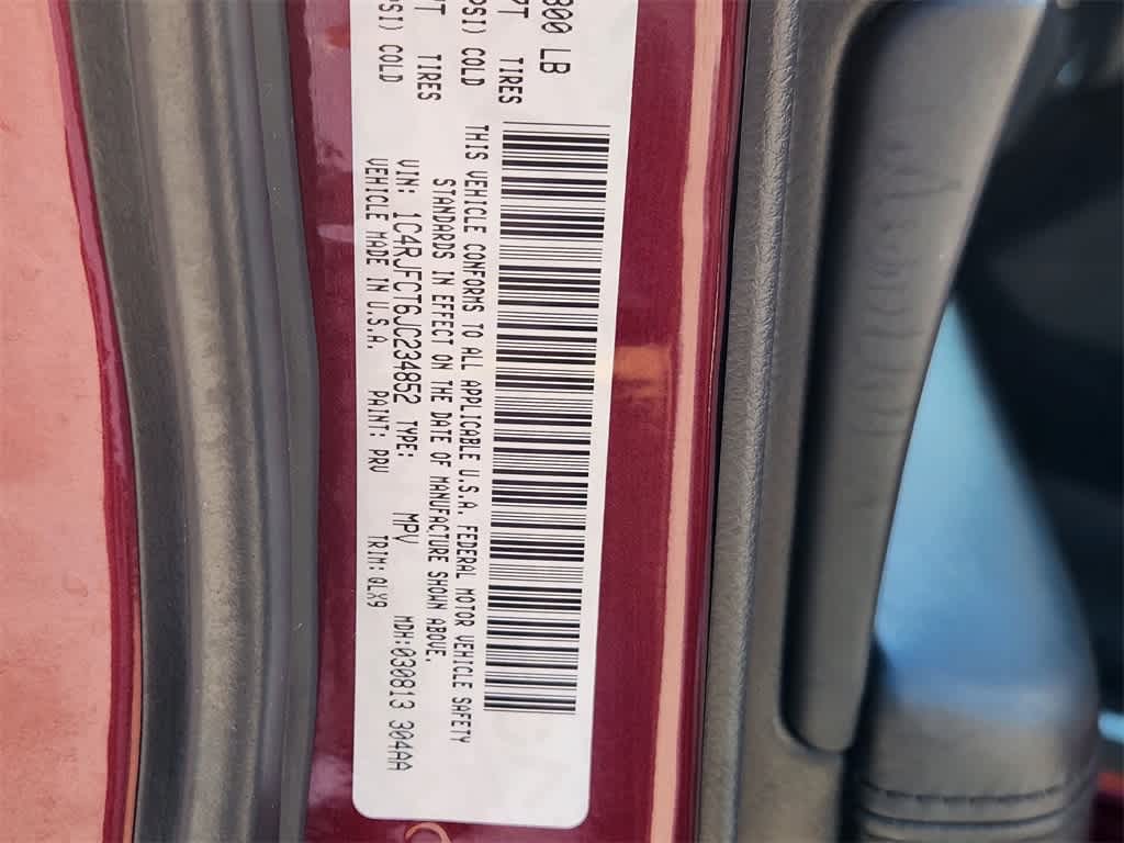 Thumbnail: 2018 Jeep Grand Cherokee - 32