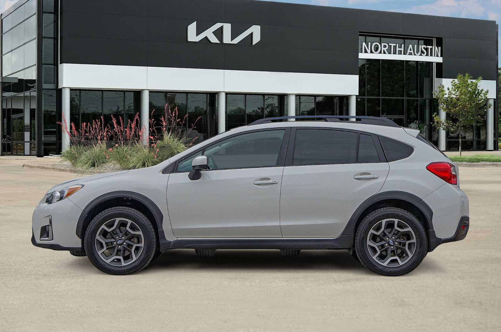 Thumbnail: 2016 Subaru Crosstrek - 4