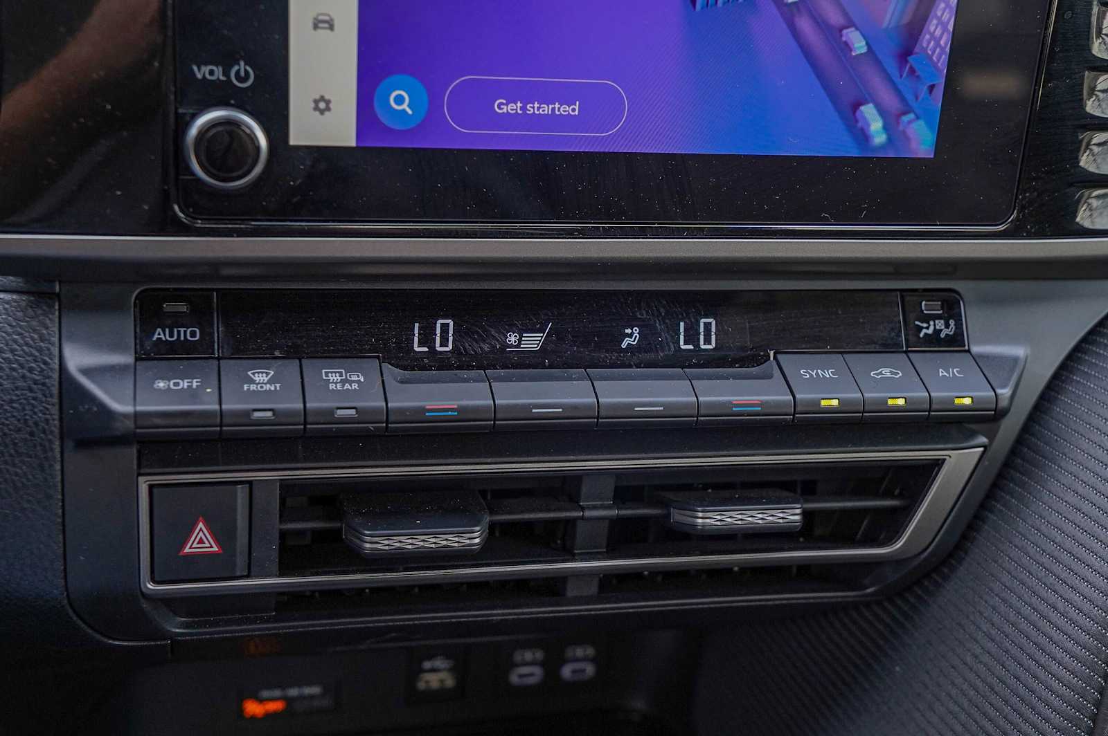 Thumbnail: 2025 Toyota Camry - 19