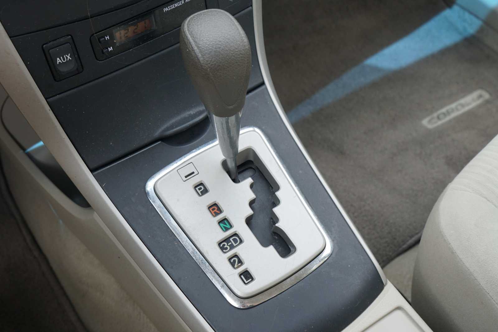 Thumbnail: 2010 Toyota Corolla - 12