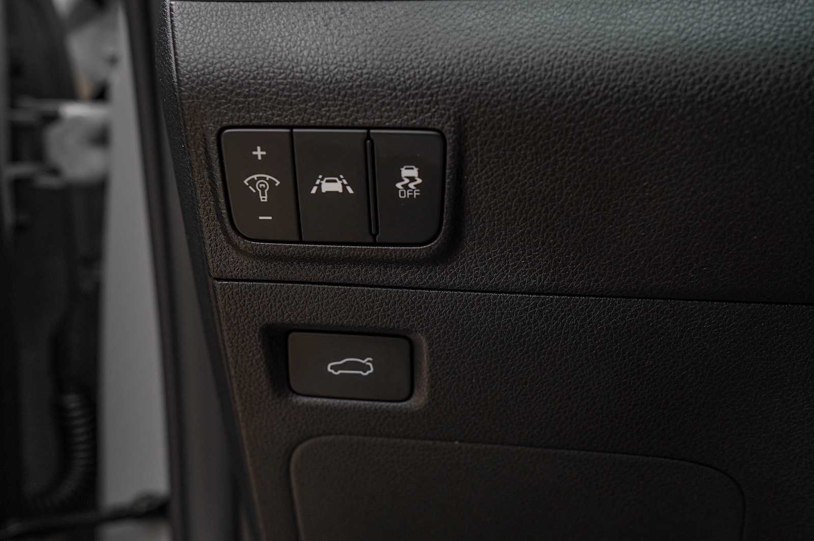 Thumbnail: 2024 Kia K5 - 23