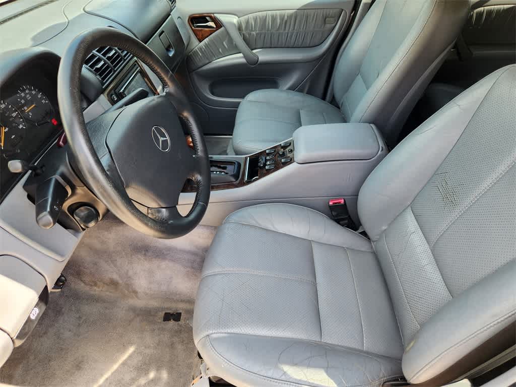 Thumbnail: 2001 Mercedes-Benz M-Class - 12