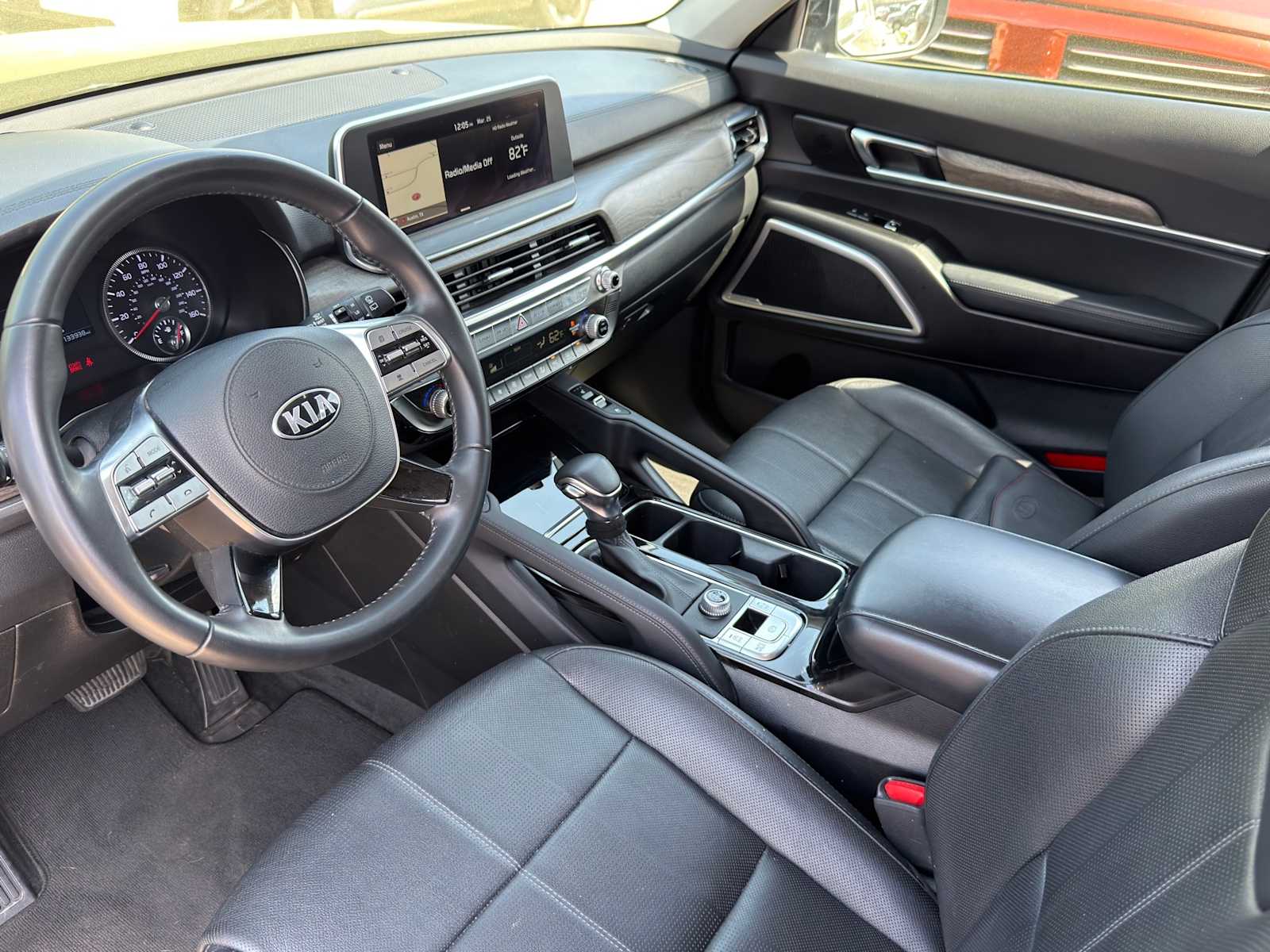 Thumbnail: 2020 Kia Telluride - 10