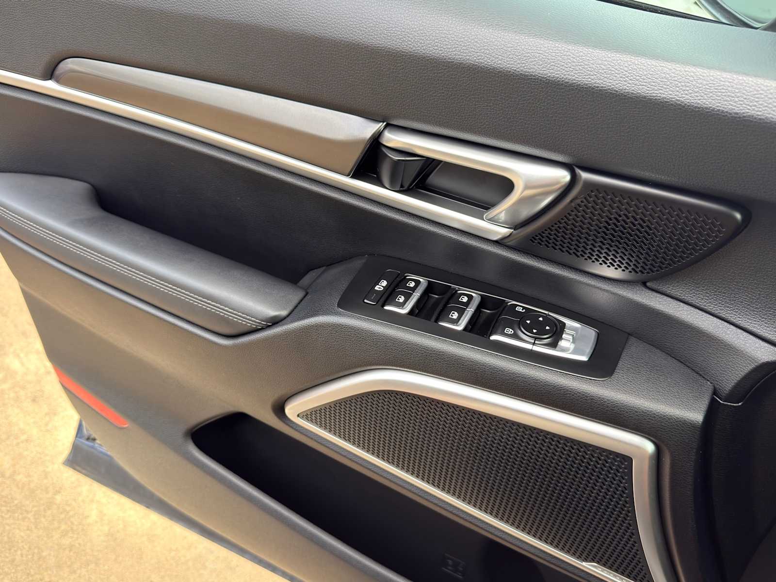 Thumbnail: 2023 Kia Telluride - 20