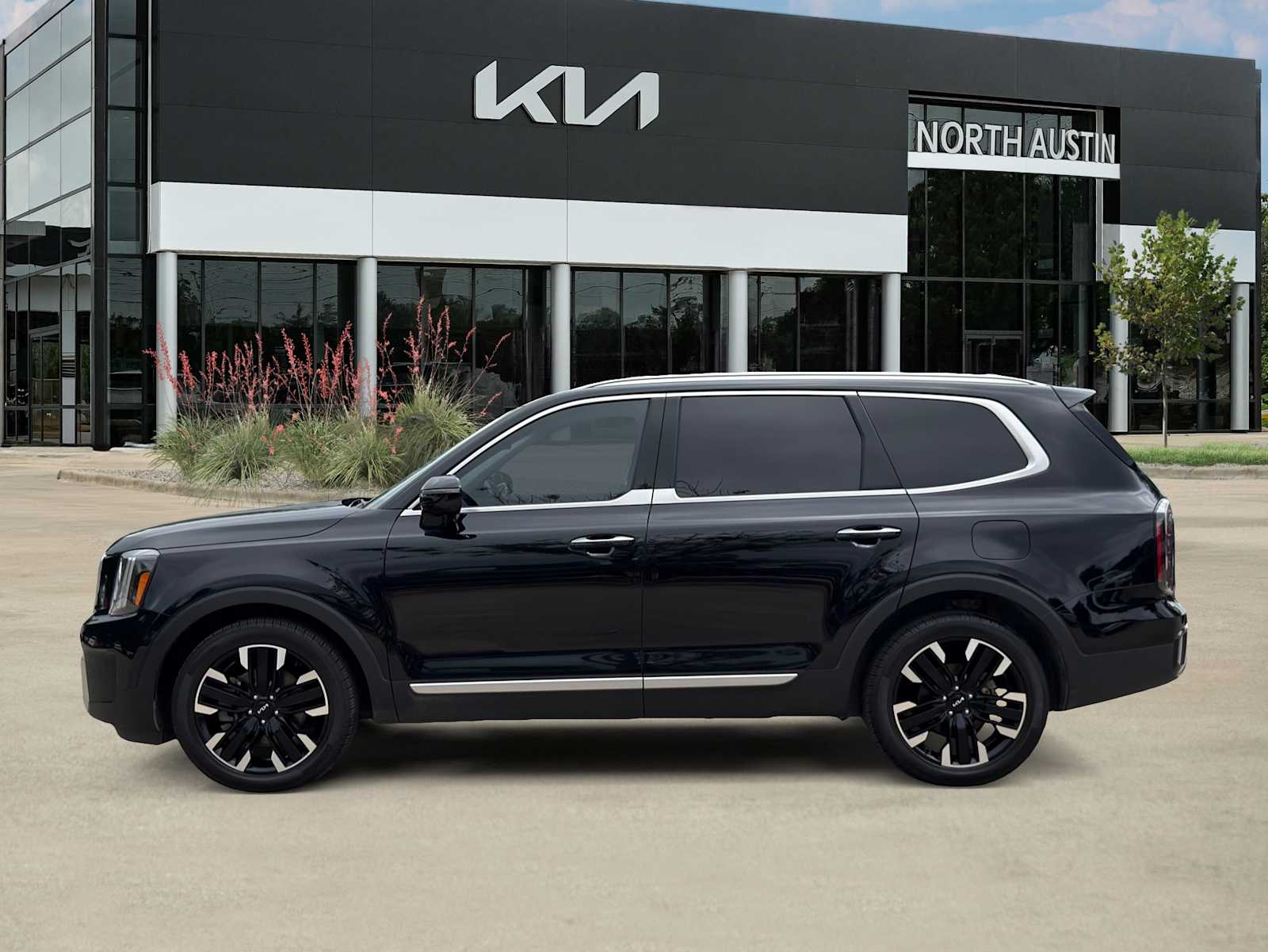 Thumbnail: 2023 Kia Telluride - 4