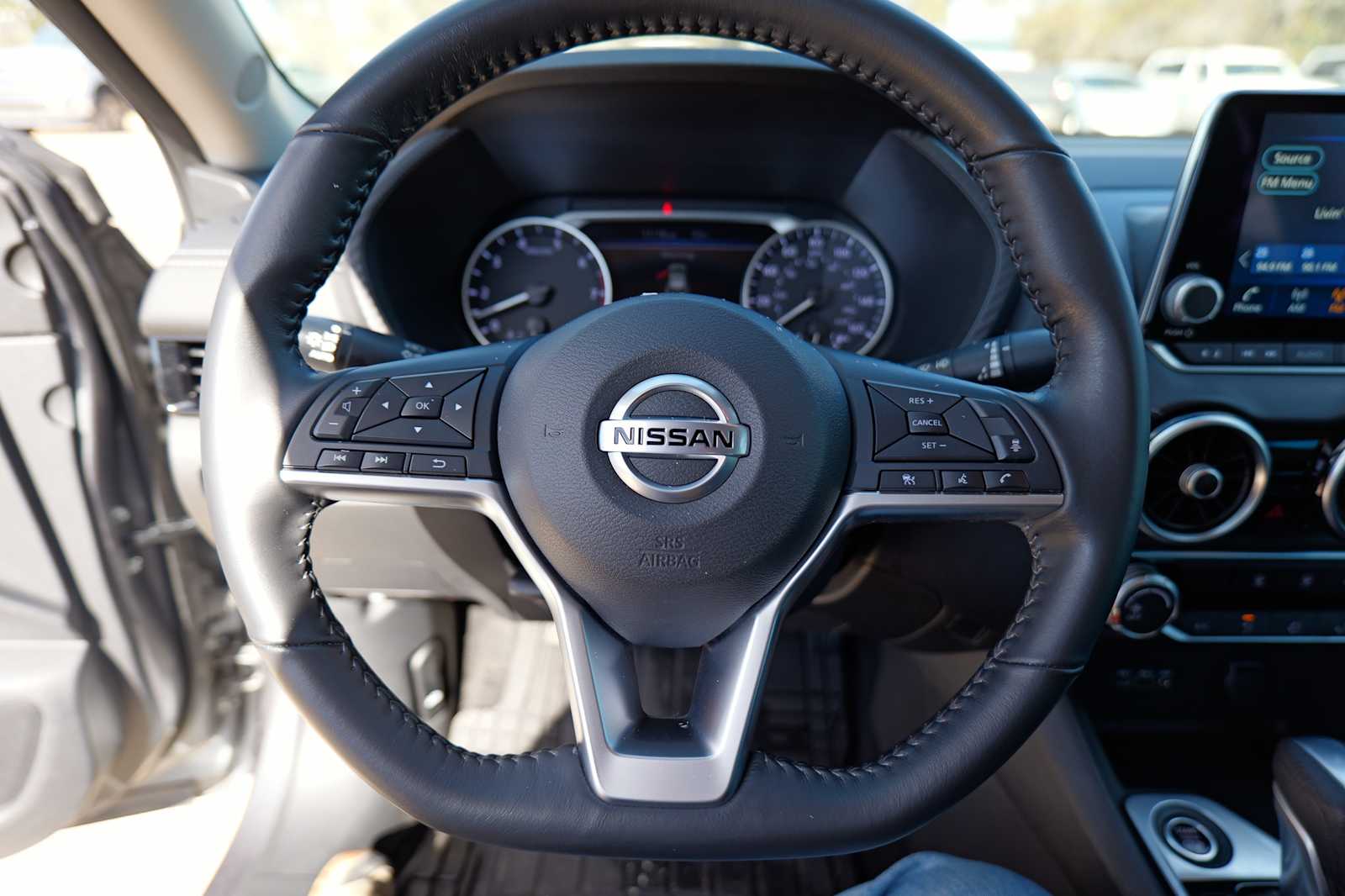 Thumbnail: 2022 Nissan Sentra - 13