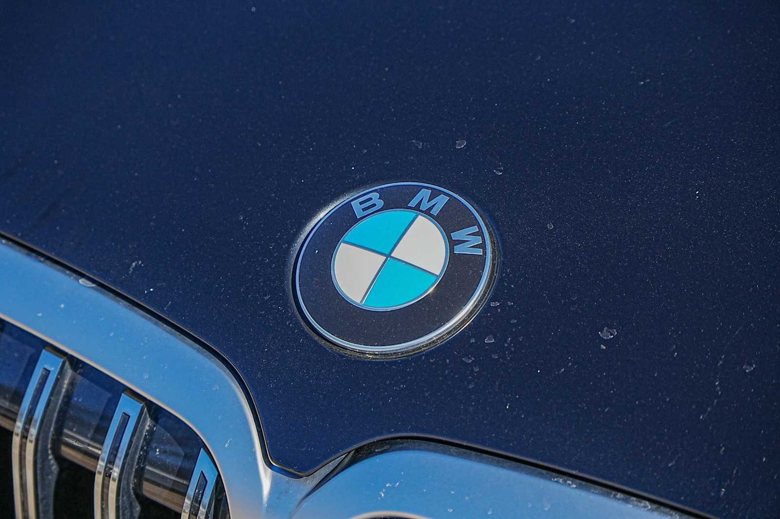 Thumbnail: 2023 BMW X7 - 4