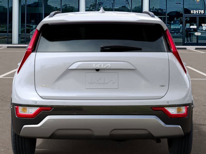 Thumbnail: 2025 Kia Niro - 13