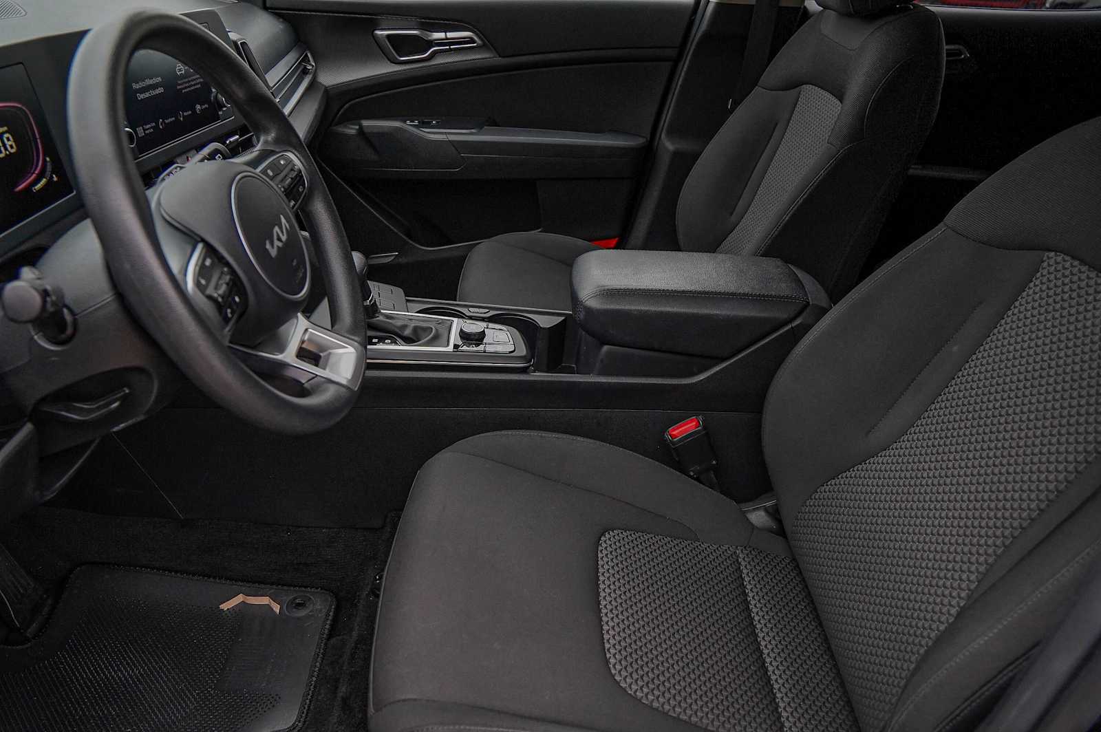 Thumbnail: 2023 Kia Sportage - 10