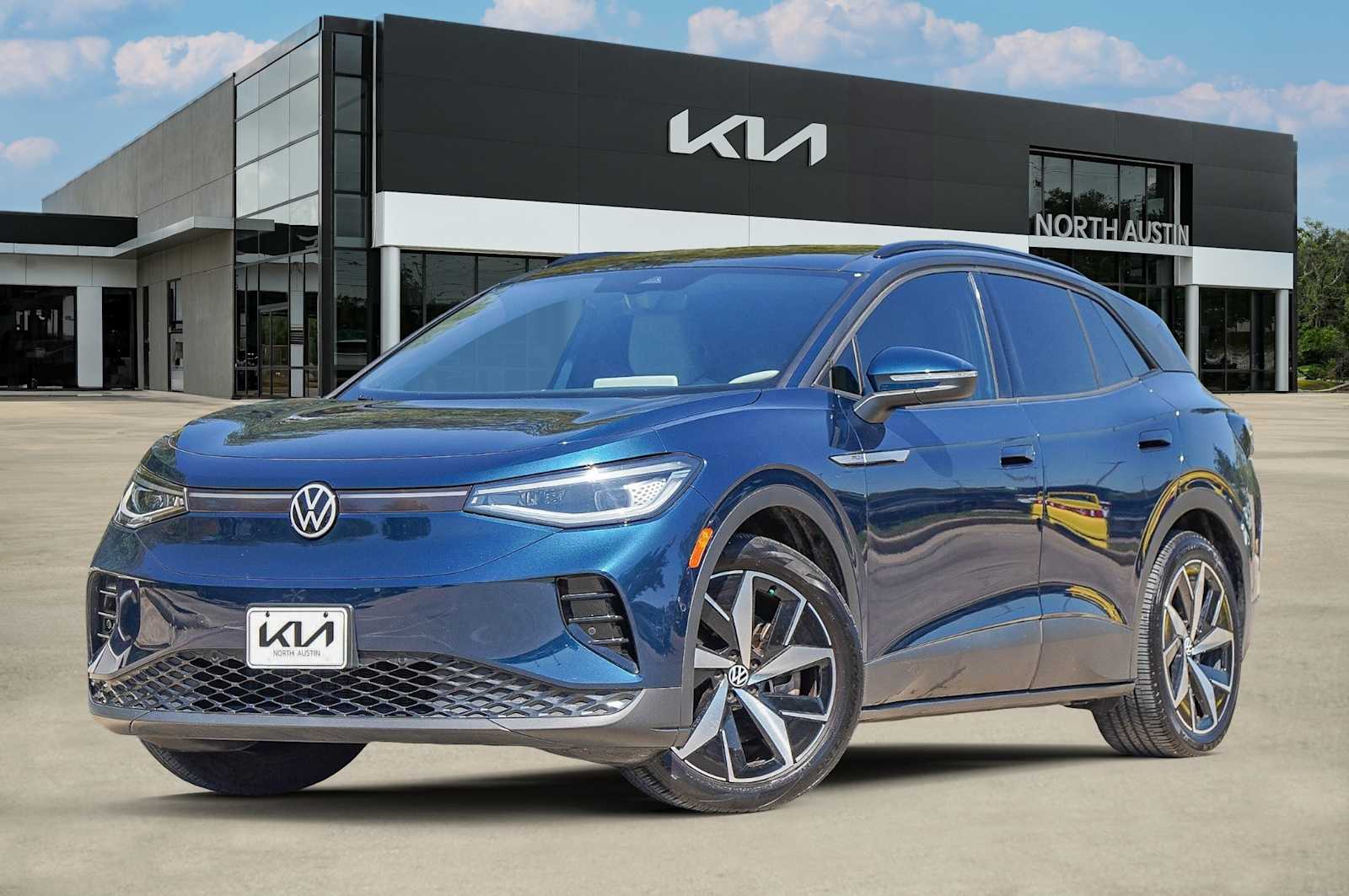 Thumbnail: 2023 Volkswagen ID.4 - 1