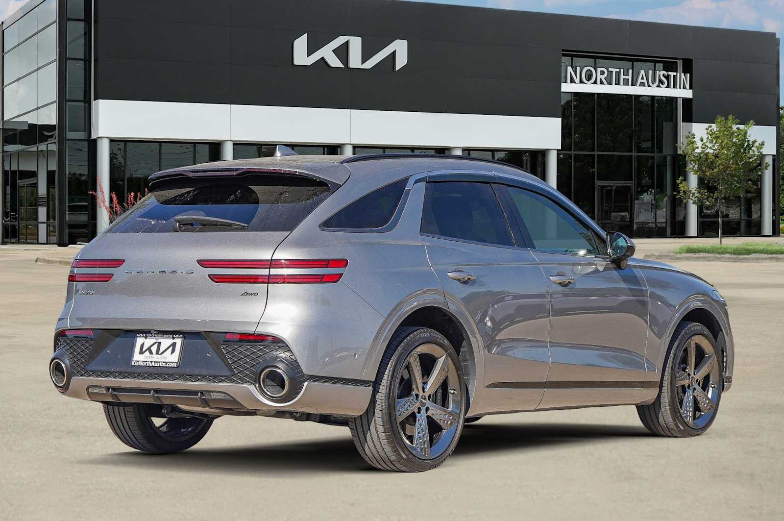 Thumbnail: 2023 Genesis GV70 - 7