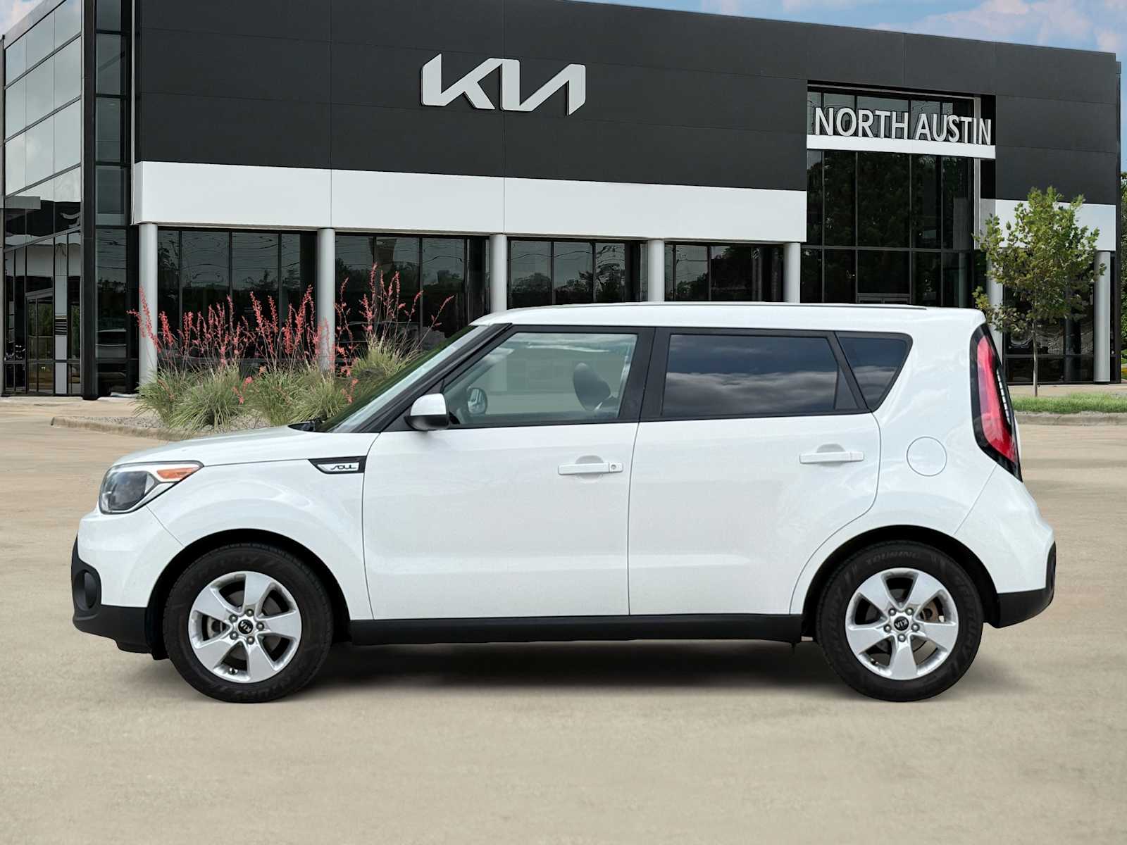 Thumbnail: 2018 Kia Soul - 8