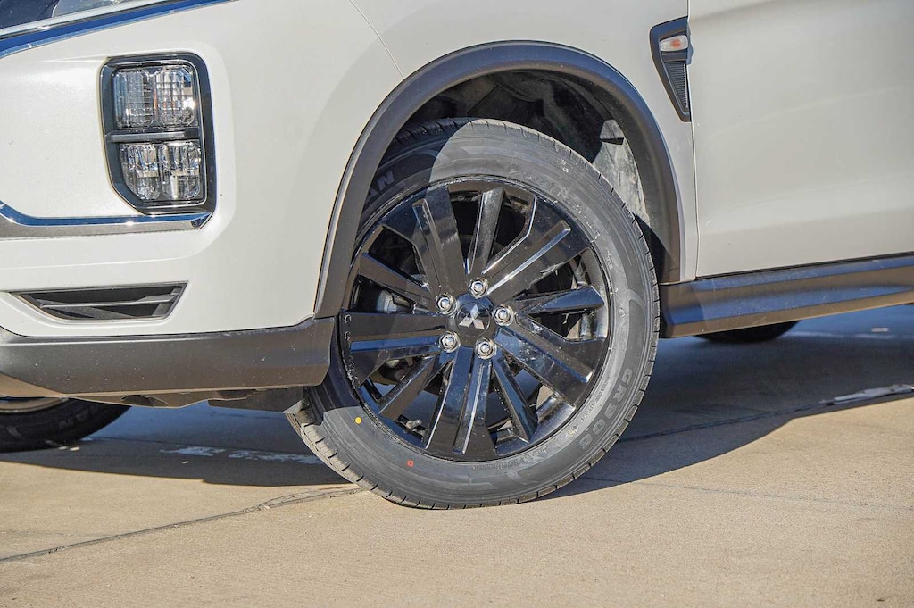 Used 2021 Mitsubishi Outlander Sport 2.0 LE CUV