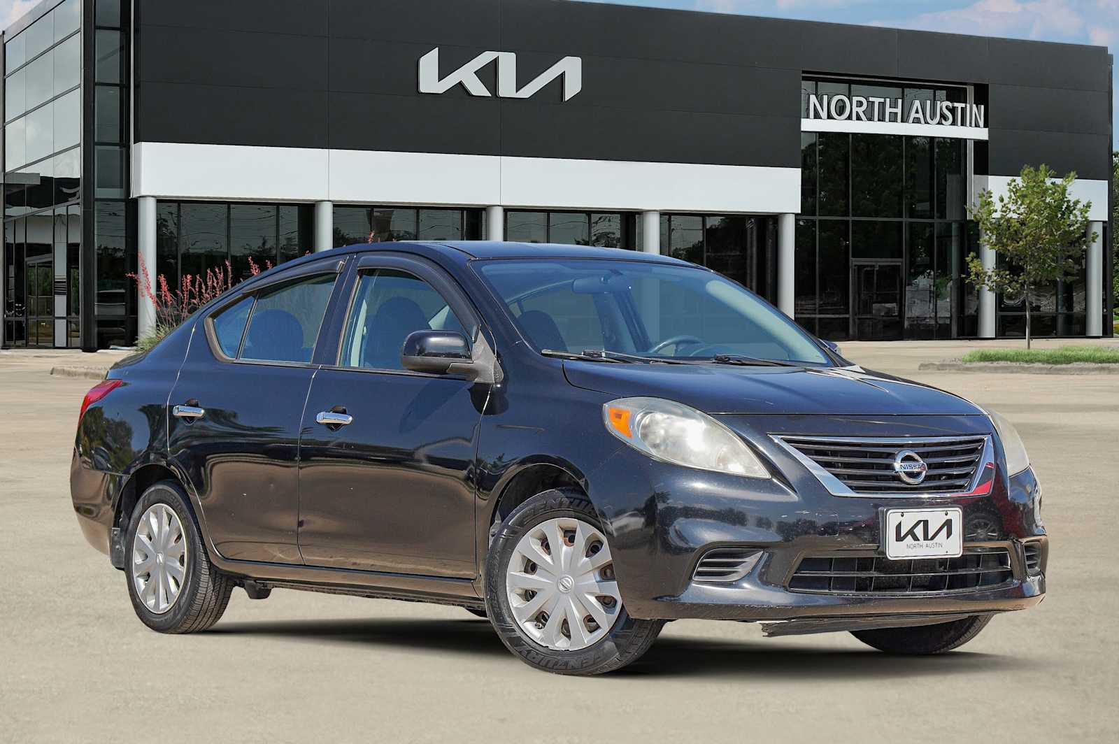 2014 Nissan Versa SV -
                  Austin, TX