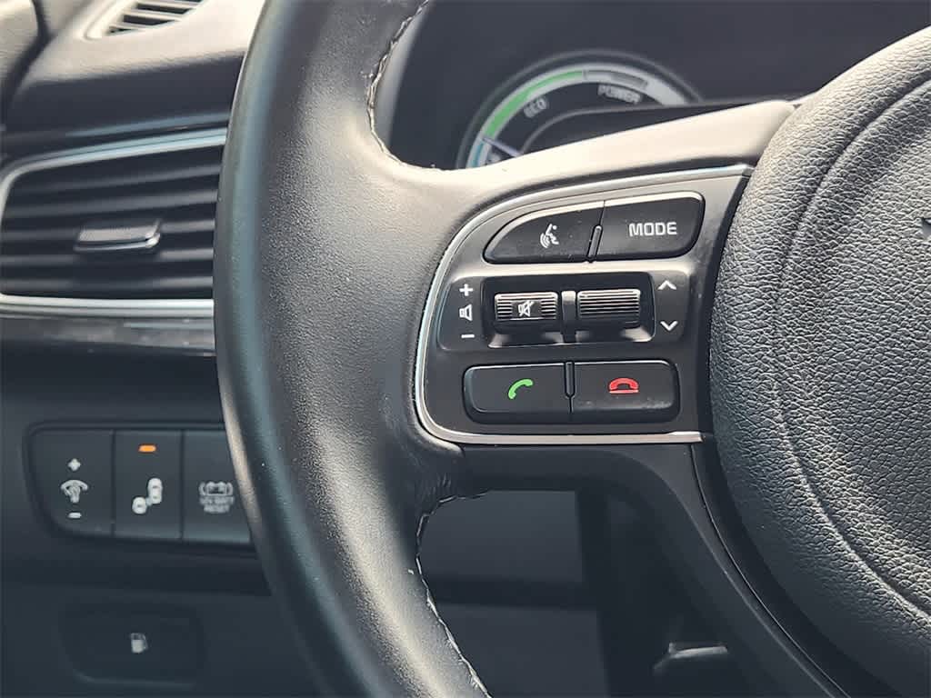 Thumbnail: 2019 Kia Niro - 25
