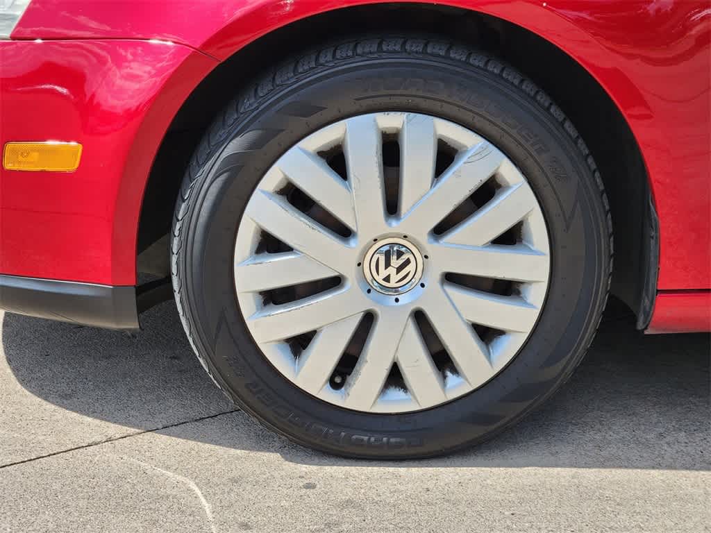Thumbnail: 2010 Volkswagen Jetta - 9