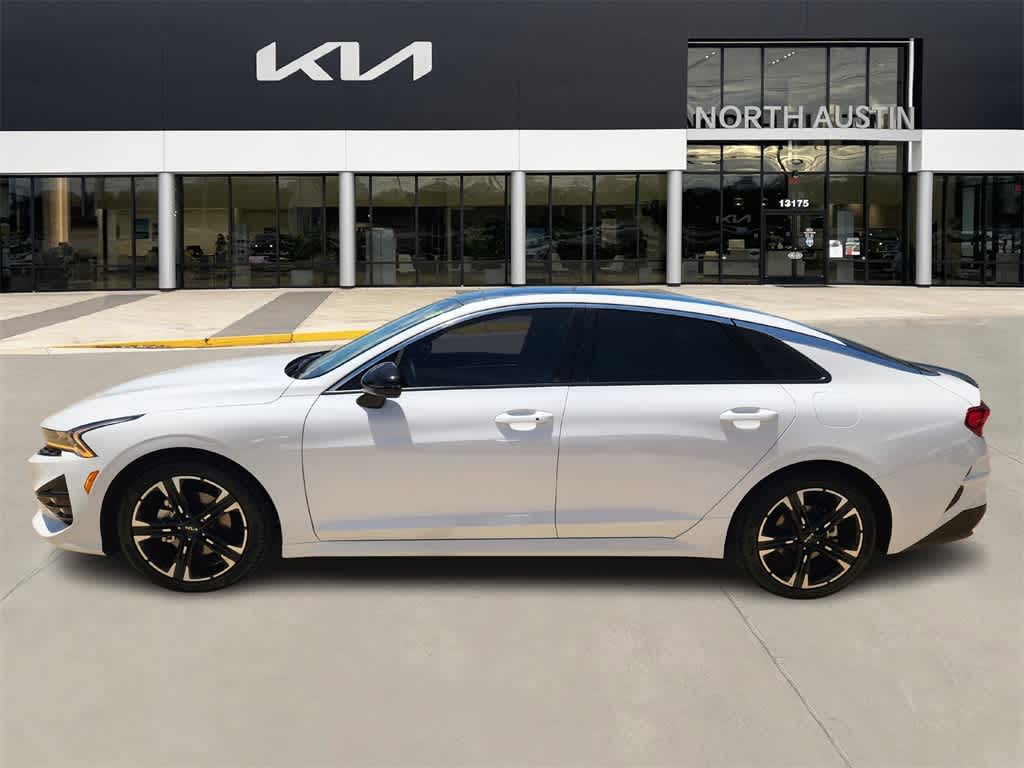 Thumbnail: 2022 Kia K5 - 4