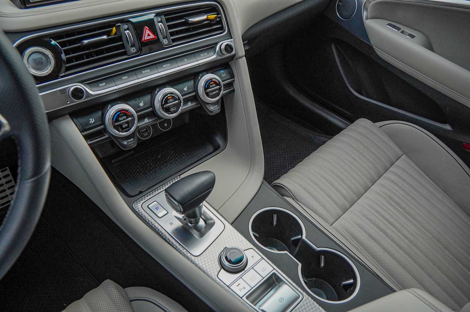 Thumbnail: 2023 Genesis G70 - 18