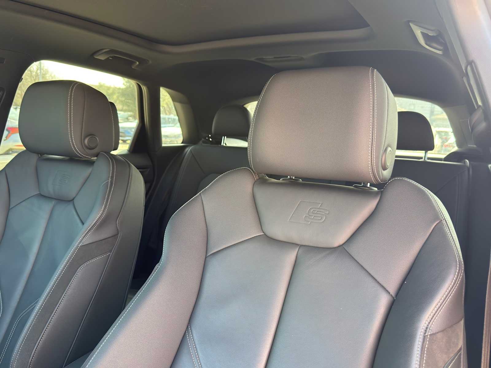 Thumbnail: 2022 Audi Q3 - 14